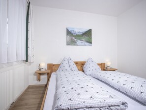 4 bedrooms, WiFi