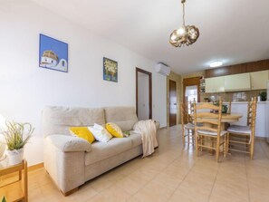 TV - Vacation home Marina by Interhome (Deltebre)