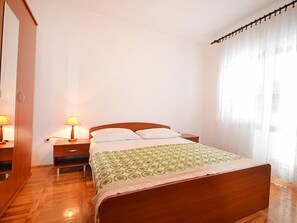 4 bedrooms, internet