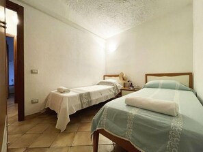 2 bedrooms