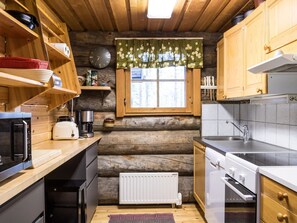 Kühlschrank, Mikrowelle, Geschirrspüler, Hochstuhl