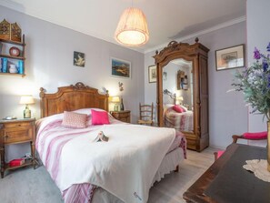 4 chambres, fer et planche à repasser, Wi-Fi