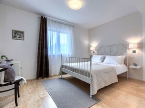 3 bedrooms, WiFi