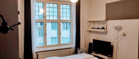 19 bedrooms, iron/ironing board, WiFi, bed sheets