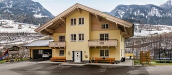 Achtalgut by Interhome