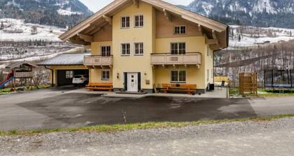 Achtalgut by Interhome