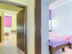 9 bedrooms, free Internet