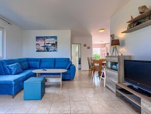 TV - Vacation home Finida by Interhome (Umag)