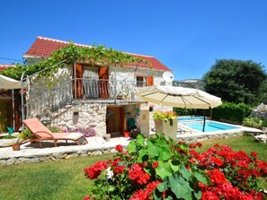 Exterior - Home sweet home by Interhome (Marina)