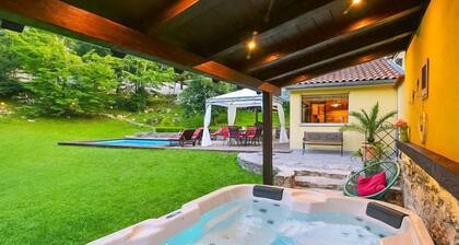 Škalniški by Interhome