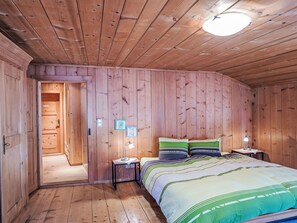 4 bedrooms, WiFi - Ferienhaus Döss by Interhome (Müstair)