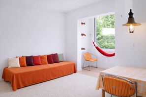 2 bedrooms, bed sheets - City center Apartment with Stunning River View (Porto)