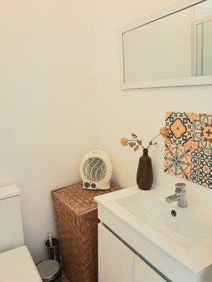 Hair dryer, towels, toilet paper