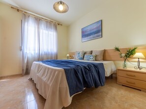 4 bedrooms, WiFi