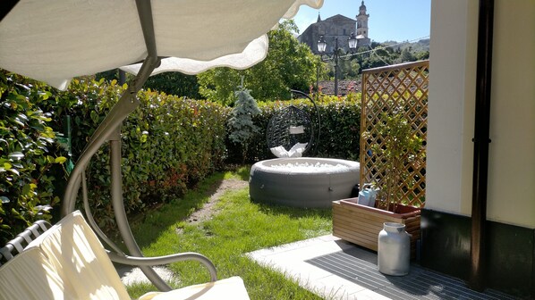 Baignoire à remous extérieure