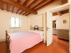 3 bedrooms, WiFi
