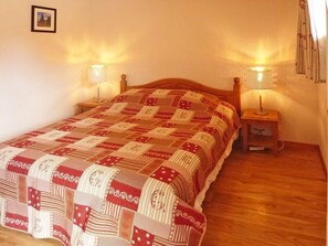 1 bedroom - Resort center, 1st floor, swimming pool, sauna, balcony, tv, ski locker, 36m², Les Orres (Les Orres)