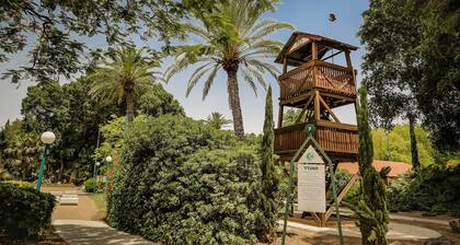 Shaar Hagolan Kibbutz Country Lodging