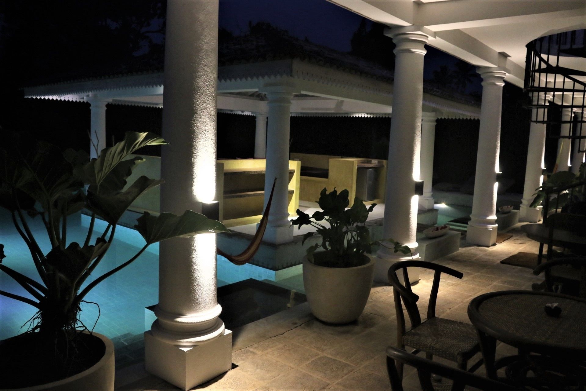 ラグジュアリー スイート | コートヤード ビュー