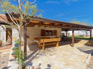 Outdoor dining - Apartment Majda by Interhome (Umag)