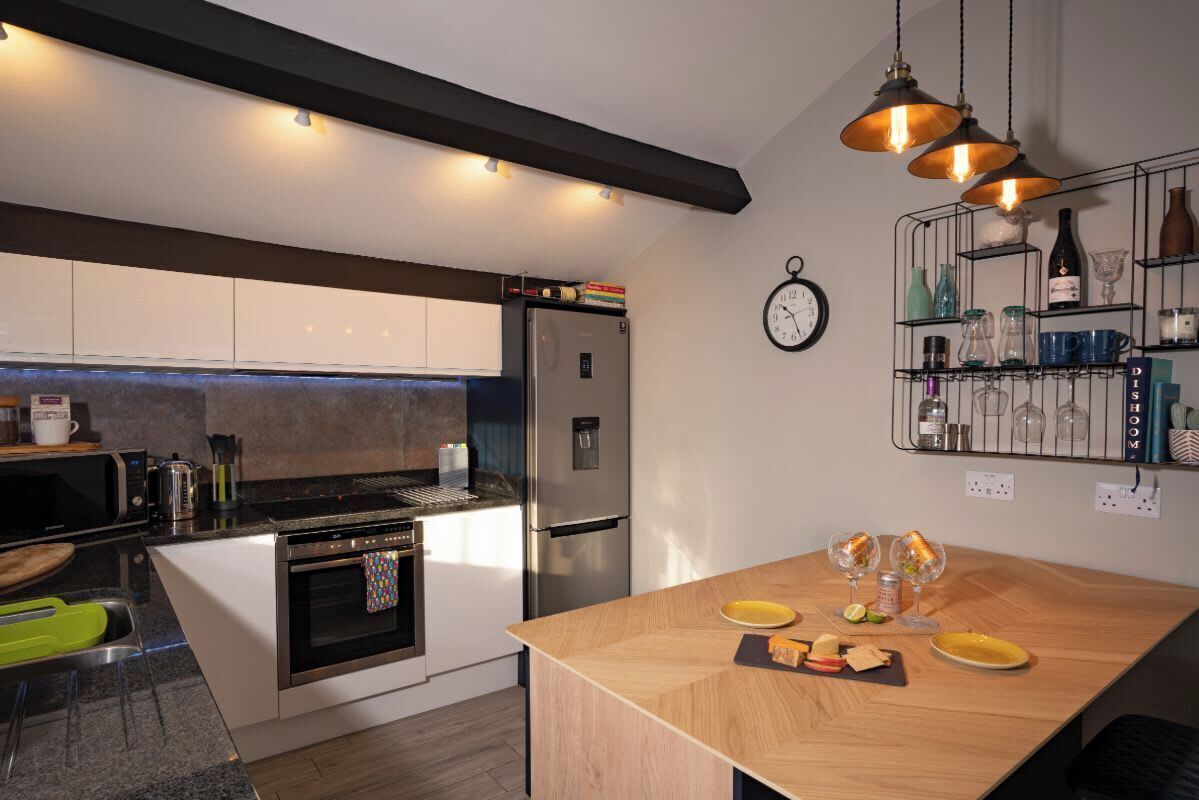 Cookware/dishes/utensils