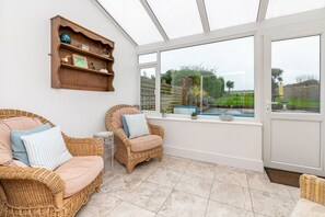 Interior - Little Lynstone, Bude, views over the coastal path (Bude)