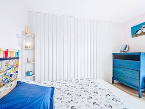 2 bedrooms