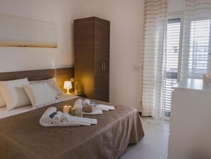 1 bedroom, iron/ironing board, WiFi