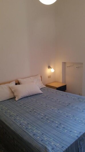 2 bedrooms, iron/ironing board, bed sheets - Neptune apartment (Cervia)