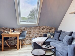 TV - Eifelhome One nahe Nürburgring by Interhome (Antweiler)