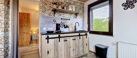 Frigorifero, microonde, forno, tostapane