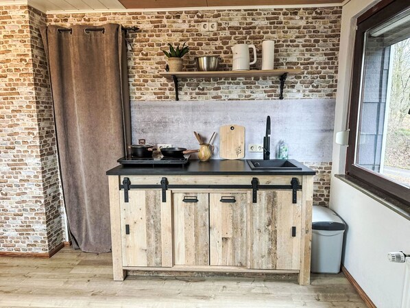 Kühlschrank, Mikrowelle, Ofen, Toaster