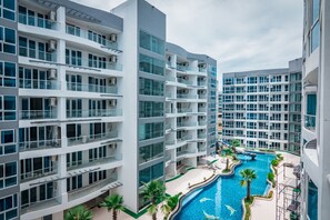 Exterior - Centara Grand Avenue by Pattaya Holiday (Pattaya)