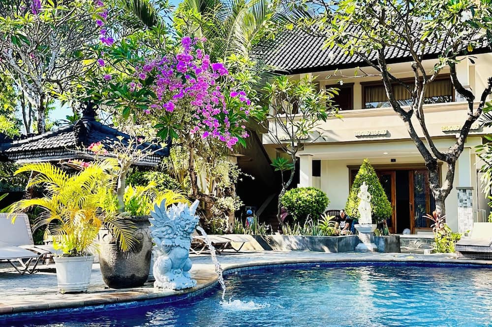 Puri Bali Lovina