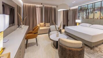 Minibar, in-room safe, desk, blackout drapes