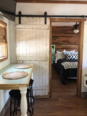 1 bedroom, WiFi