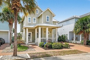 Exterior - Open-Concept, Cinnamon Shore Home w/ Access to Many Resort-Style Amenities (Port Aransas)