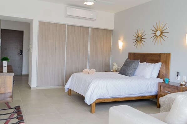 1 soverom, strykejern/-brett, wi-fi og sengetøy