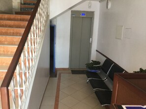 Vestíbul