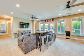 Interior - Waterfront Lake Anna Home w/ Dock, Beach & Kayaks! (Bumpass)