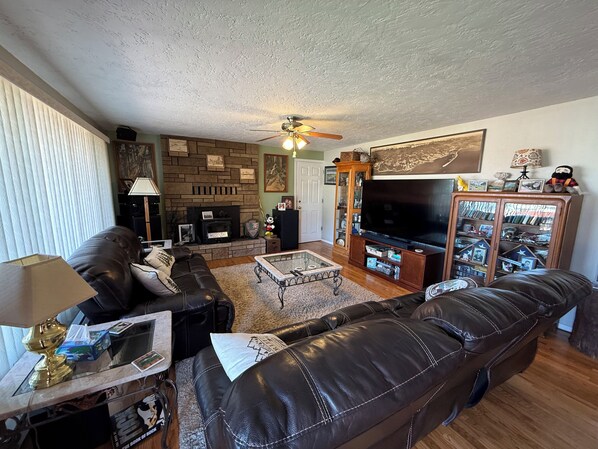 TV, stereo