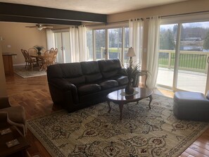 TV connectée, cheminée