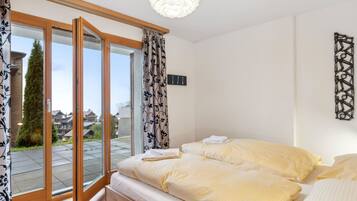 2 bedrooms, Internet