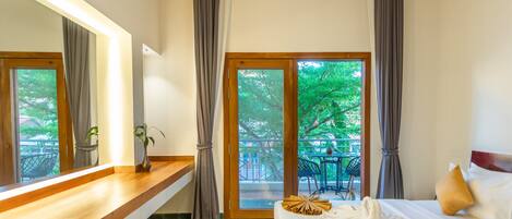 Three-Bedroom Suite | Hypo-allergenic bedding, in-room safe, desk, laptop workspace
