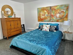 2 Schlafzimmer, Schreibtisch, Bügeleisen/Bügelbrett, kostenloses WLAN