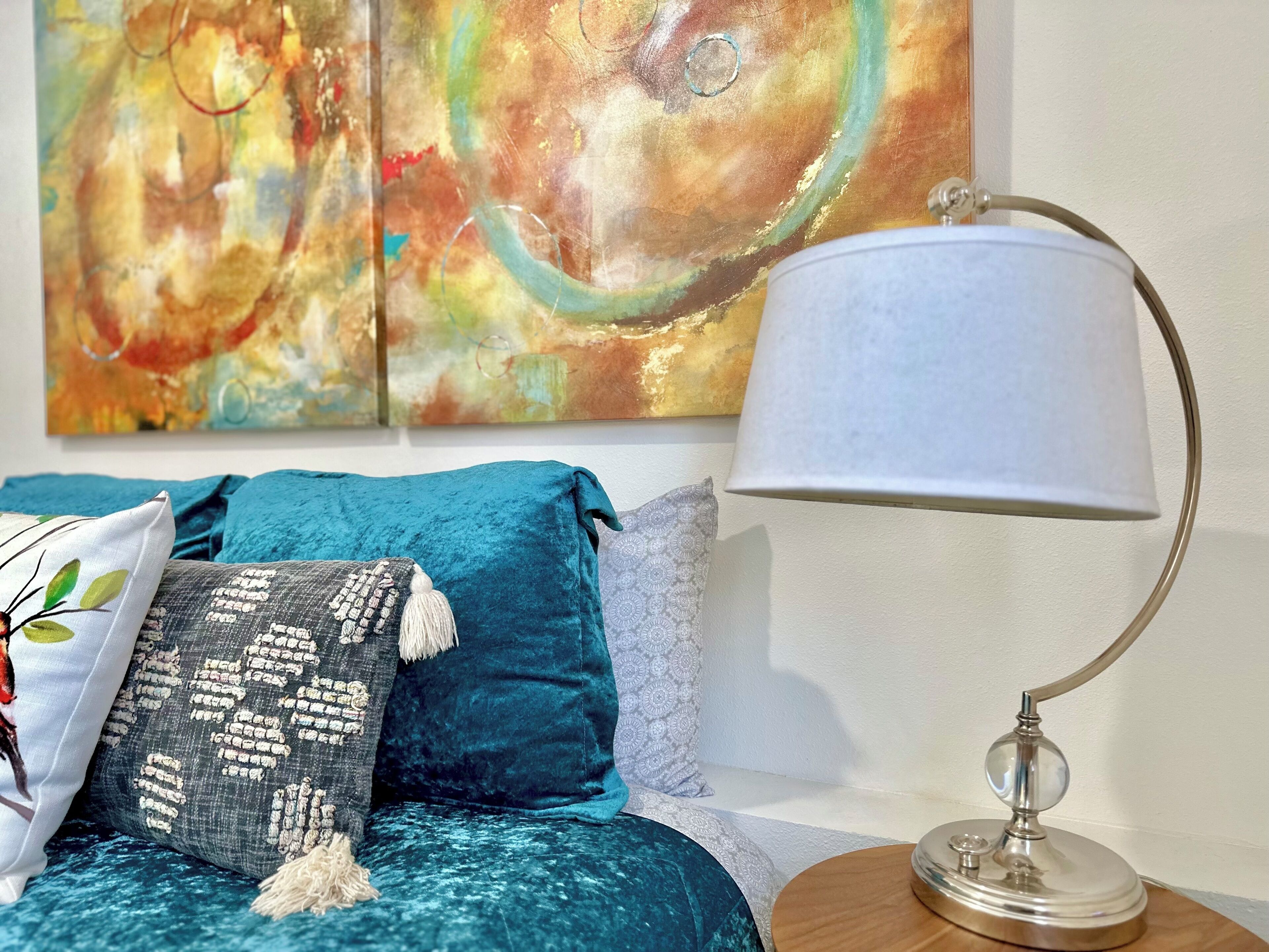 2 habitaciones, escritorio, tabla de planchar con plancha y wifi gratis 