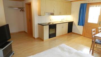 1 Schlafzimmer, Internetzugang