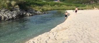 Luxury lochside home with stunning views of Loch Sunart, Salen, Hotel 400m walk