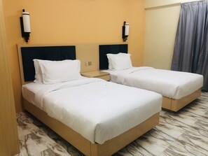 1 bedroom, in-room safe, desk, blackout drapes