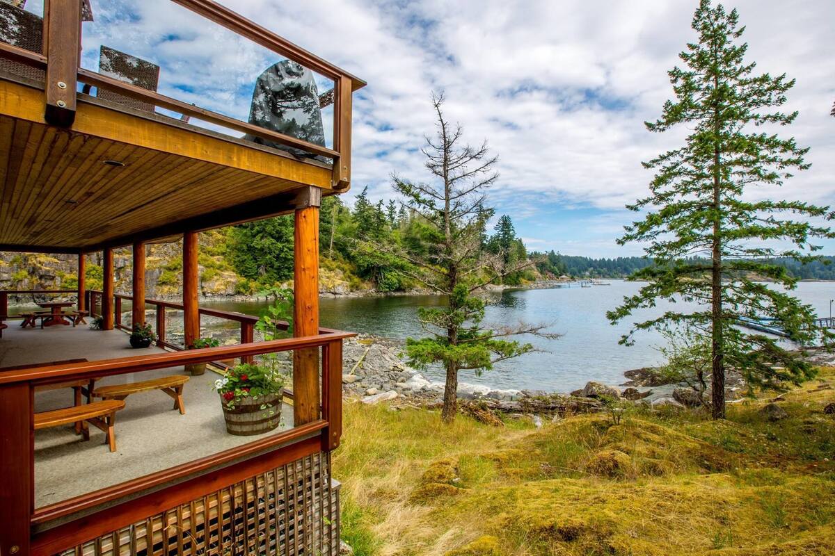 Beach House | Balcony